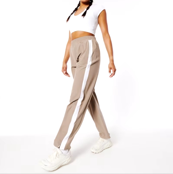 Gilly hicks hollister lightweight track stripe wide pants - Picture 3 of 5